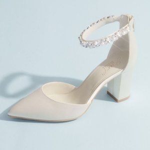 Jewel Badgley Mischka White Satin Bridal Wedding Heels